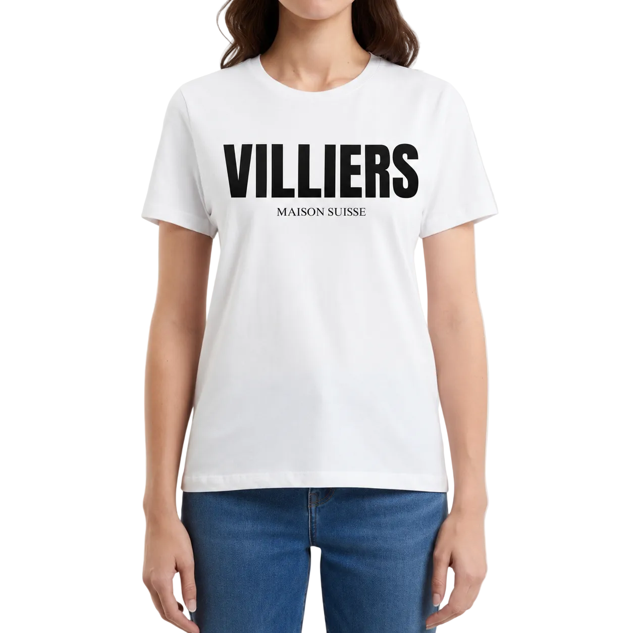 Damen T Shirt von VILLIERS MAISON SUISSE in Weiss mit schwarzem Logo auf der Brust, getragen von einem Model in Frontansicht
