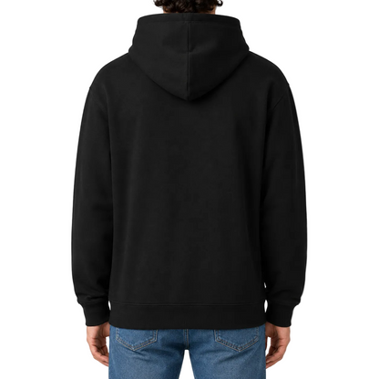 Herren Oversize Hoodie von VILLIERS MAISON SUISSE in Schwarz mit weißem Logo auf der Brust, getragen von einem Model in der Rückenansicht